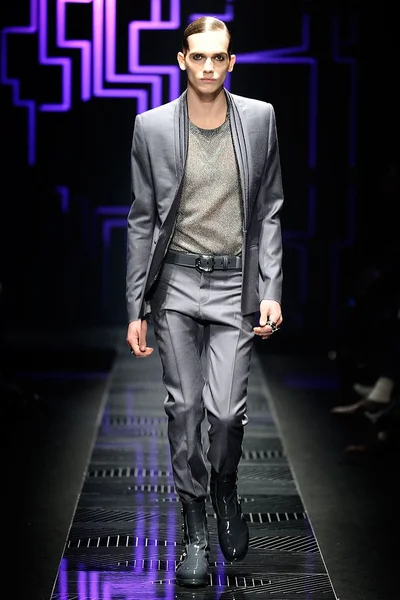 Look 31